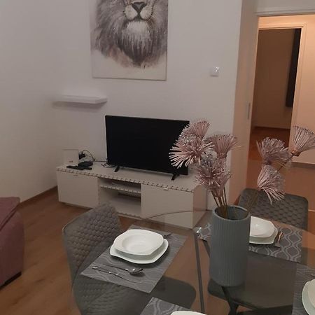 Apartman Vale Appartement Rijeka Buitenkant foto