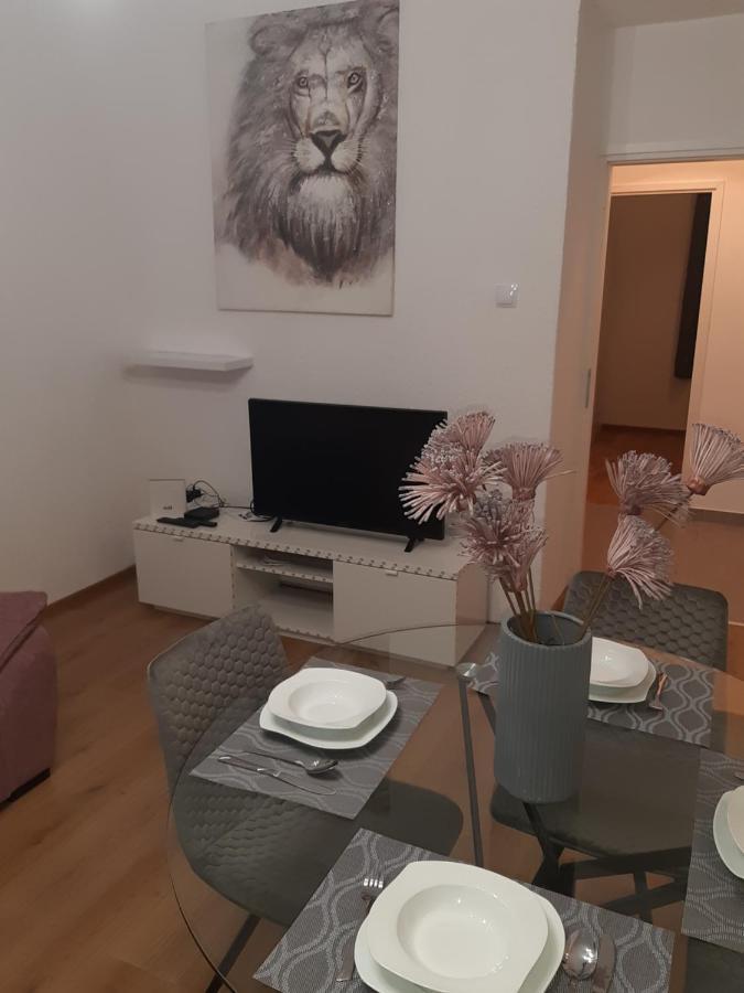 Apartman Vale Appartement Rijeka Buitenkant foto